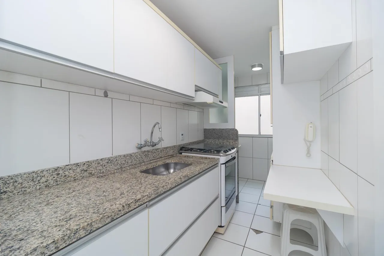 3-bedroom apartment with glassed-in balcony — photo 7