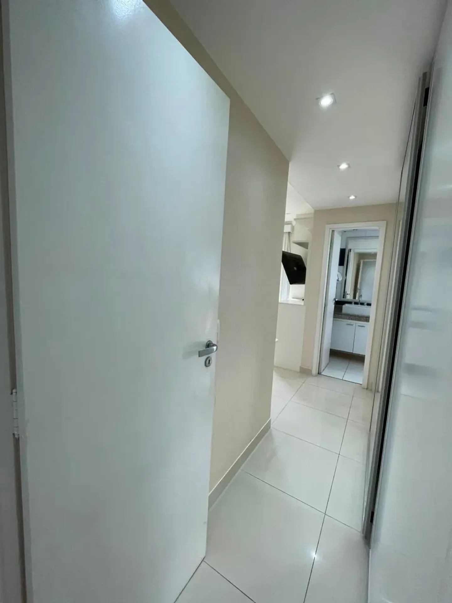121 m² apartment with 3 bedrooms and 4 bathrooms — photo 5