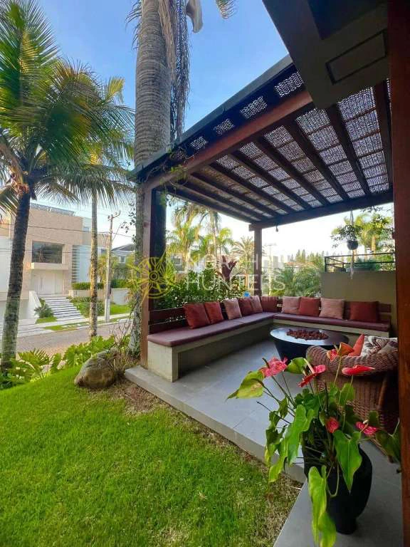 Casa com 5 suítes e 6 banheiros com área gourmet — photo 3