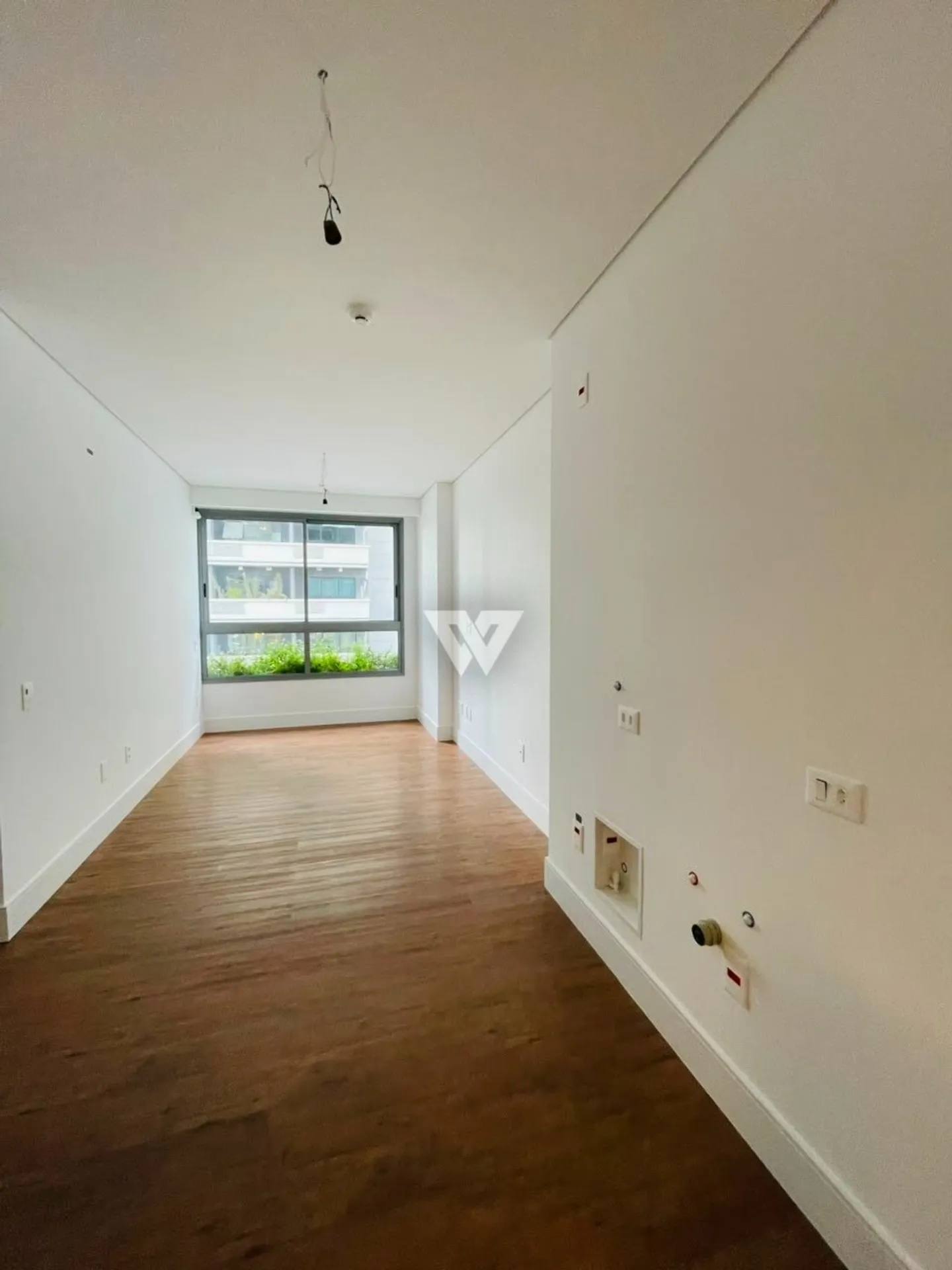 Apartment, 42 m², with a glass-enclosed balcony — photo 33