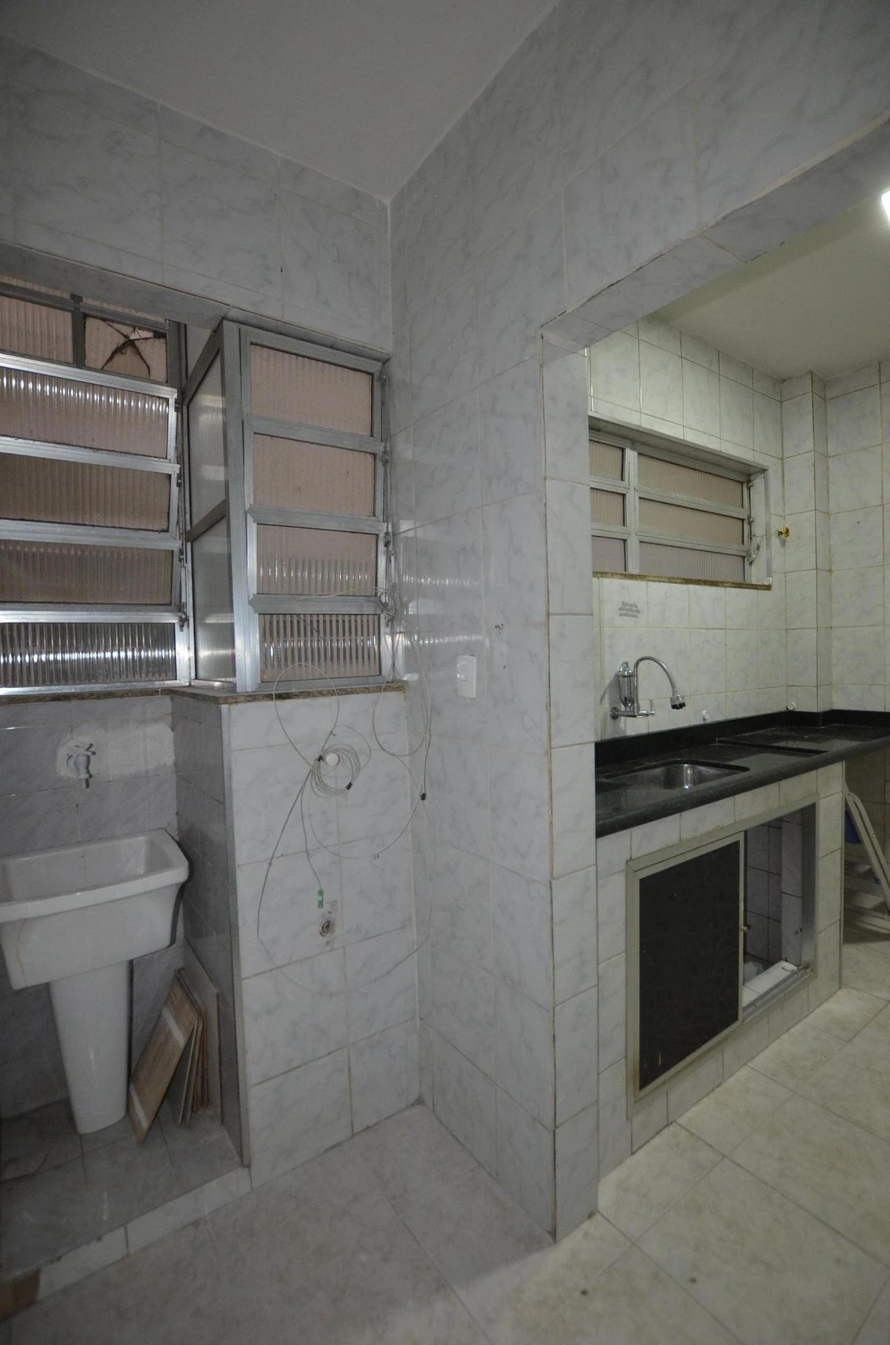 3-bedroom apartment with 2 bathrooms and no parking — photo 13