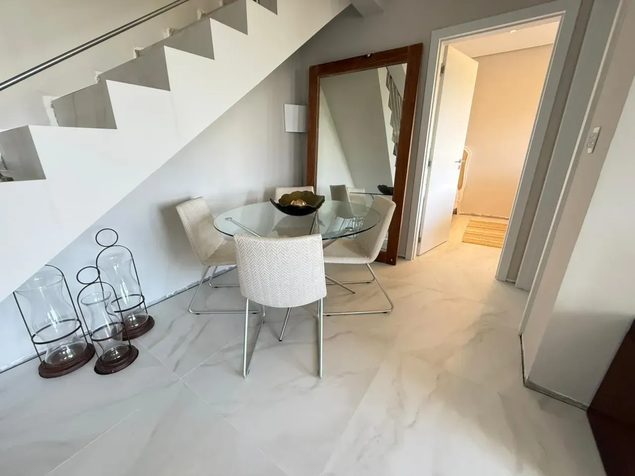 Furnished penthouse with terrace and balcony built-in grill — photo 16