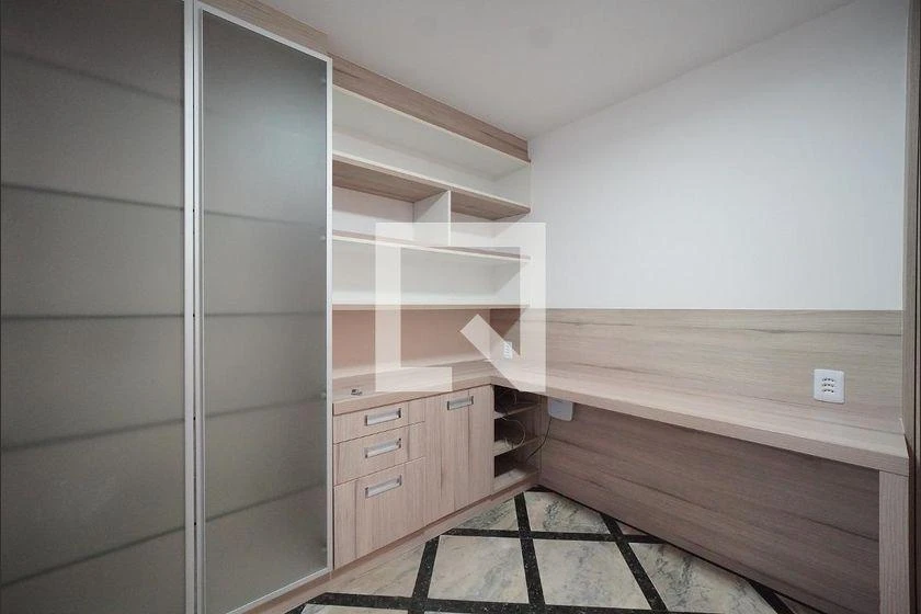 Furnished 4-bedroom house with 300 m² and 2 suites — photo 7