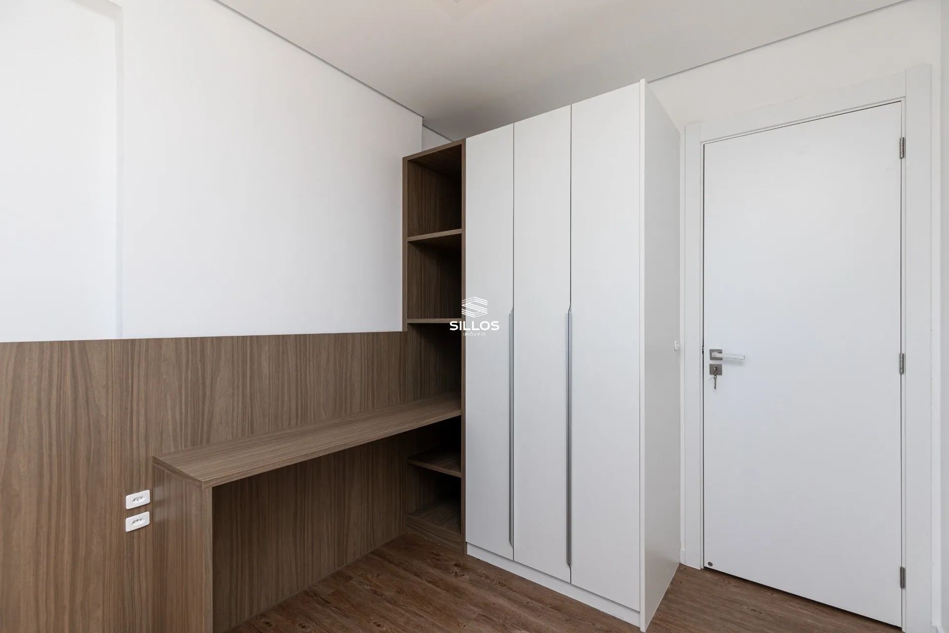 Home office in a 2-bedroom apartment, 51 m² — photo 5