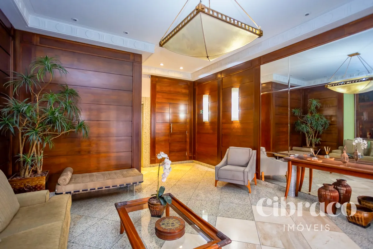 Apartamento de 3 dormitorios con 205 m² y balcón — photo 23