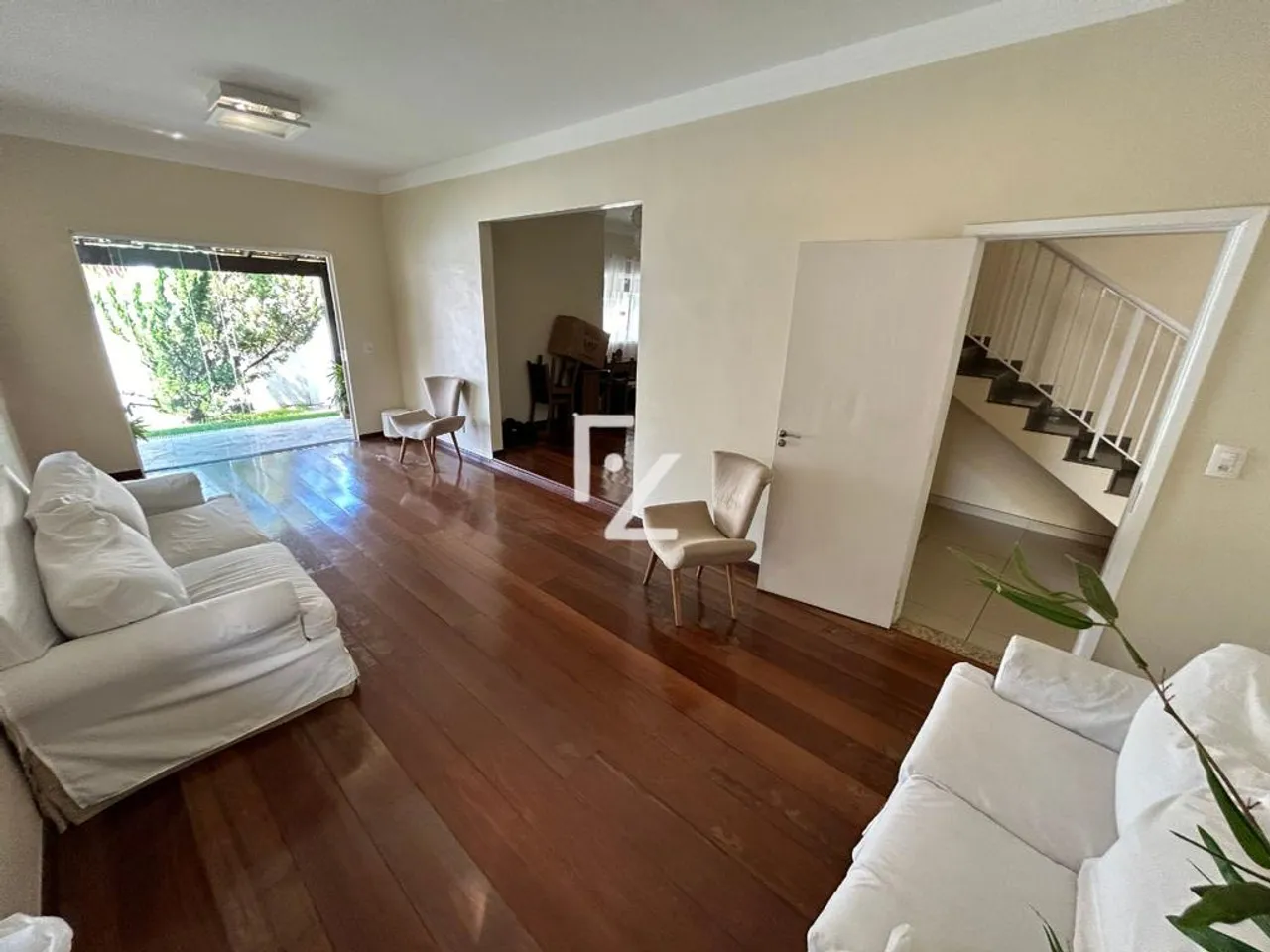 House with 5 bedrooms and a built-in grill on the balcony — photo 15