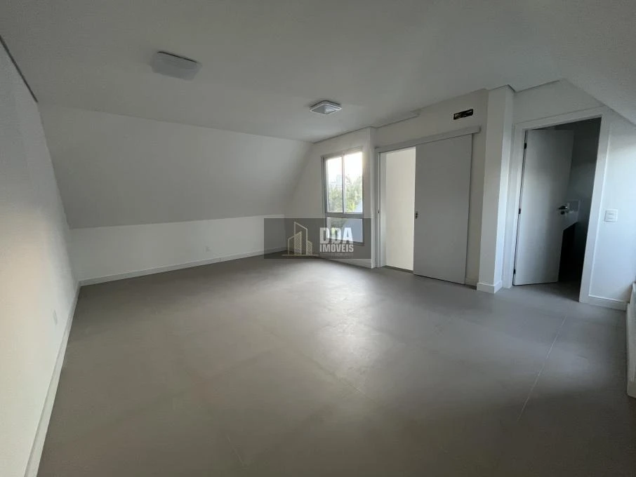 Casa de 4 dormitorios con balcón gourmet — photo 17