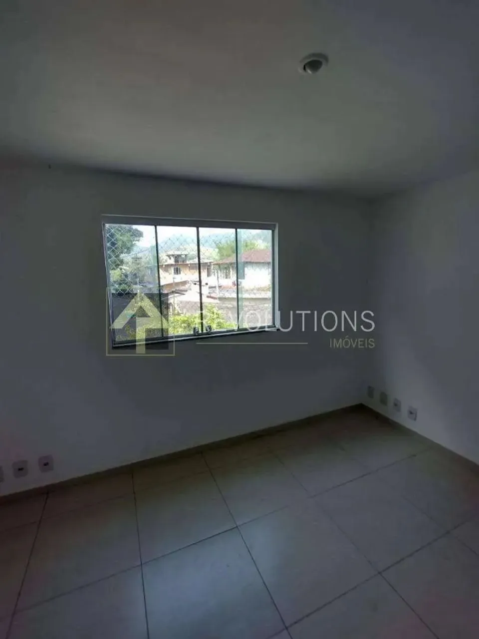 4-bedroom house with 5 bathrooms and 4 parking spaces — photo 6