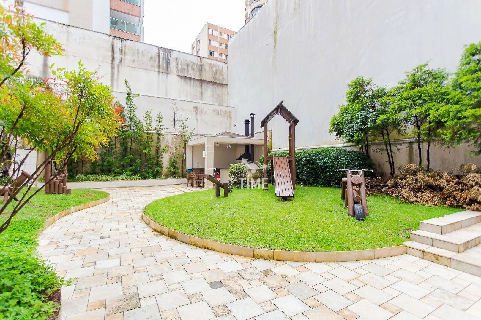 Apartamento mobiliado de 1 dormitório com 93 m² — photo 97