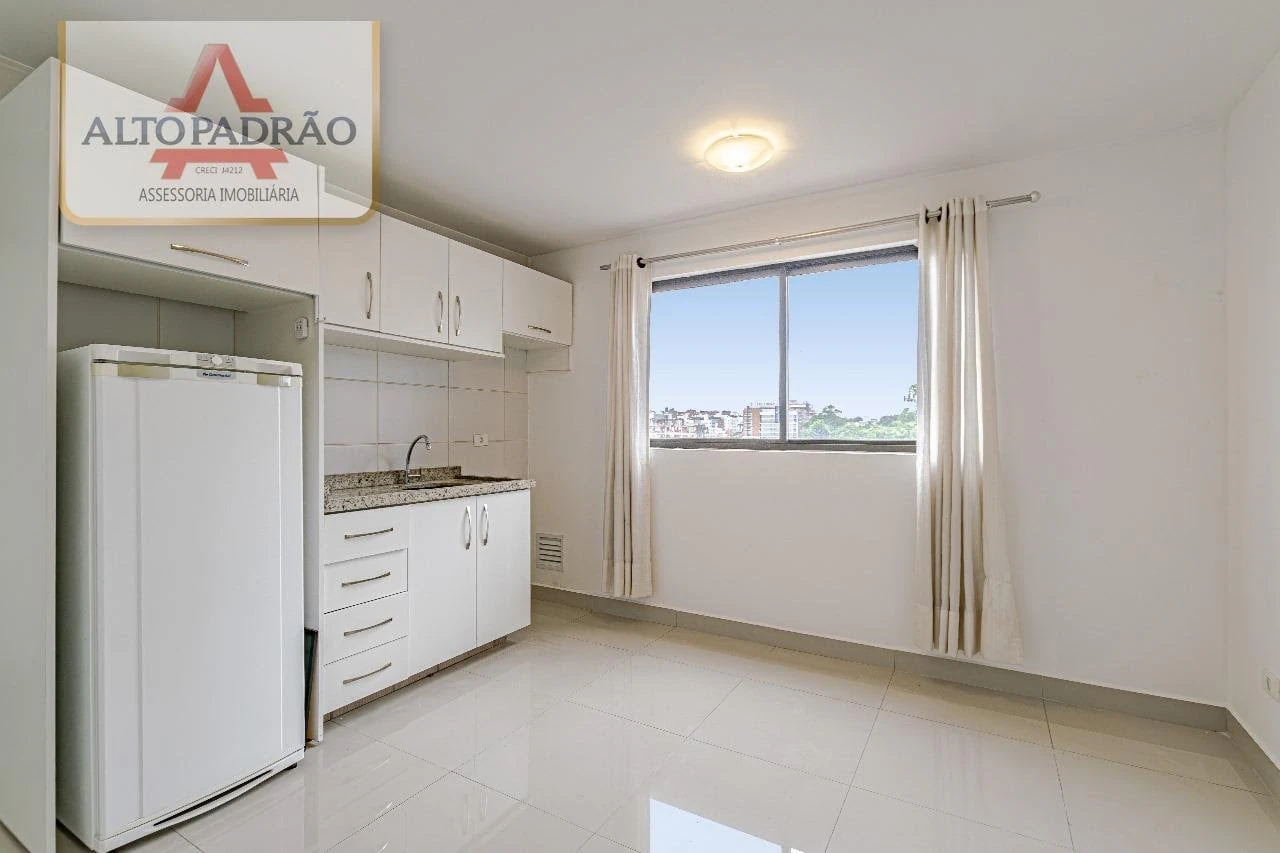 One-bedroom apartment with a washing machine in Curitiba