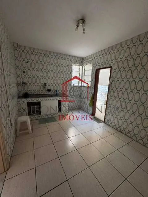 Балкон с грилем и 2 спальни: квартира 85 м² — photo 2