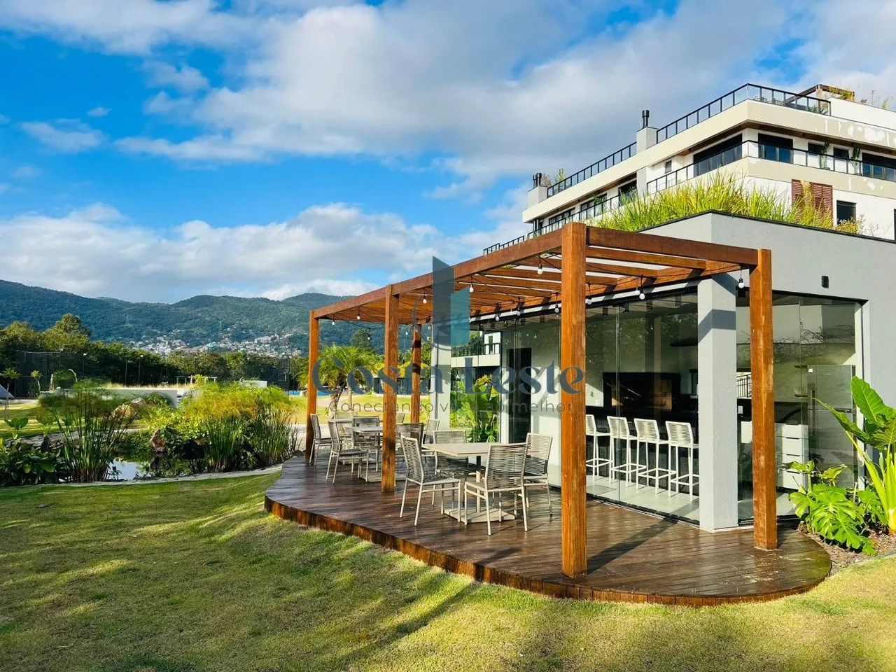 Apartment, 134 m², with a grill on the balcony — photo 37