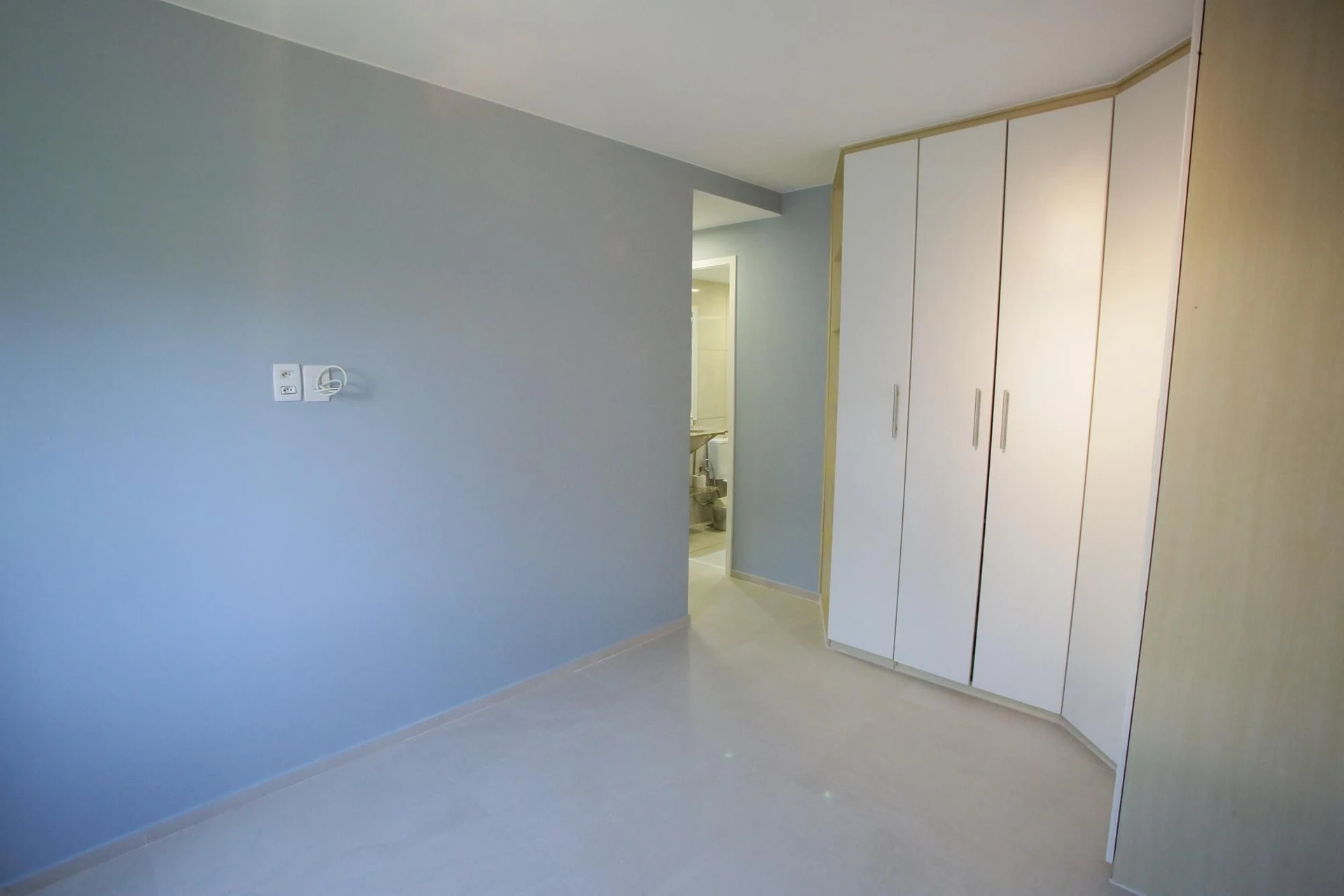 3-bedroom apartment in a building with a sauna — photo 48