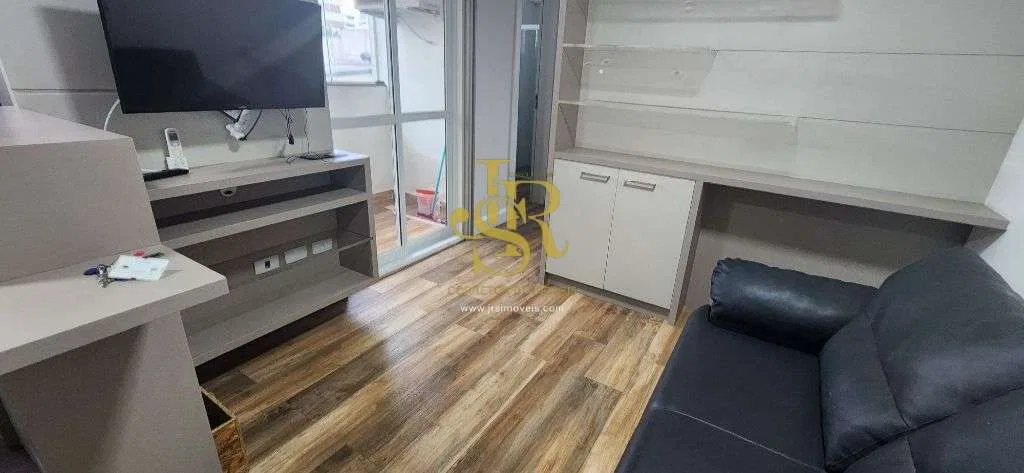 55 m² studio with open-plan kitchen and covered parking