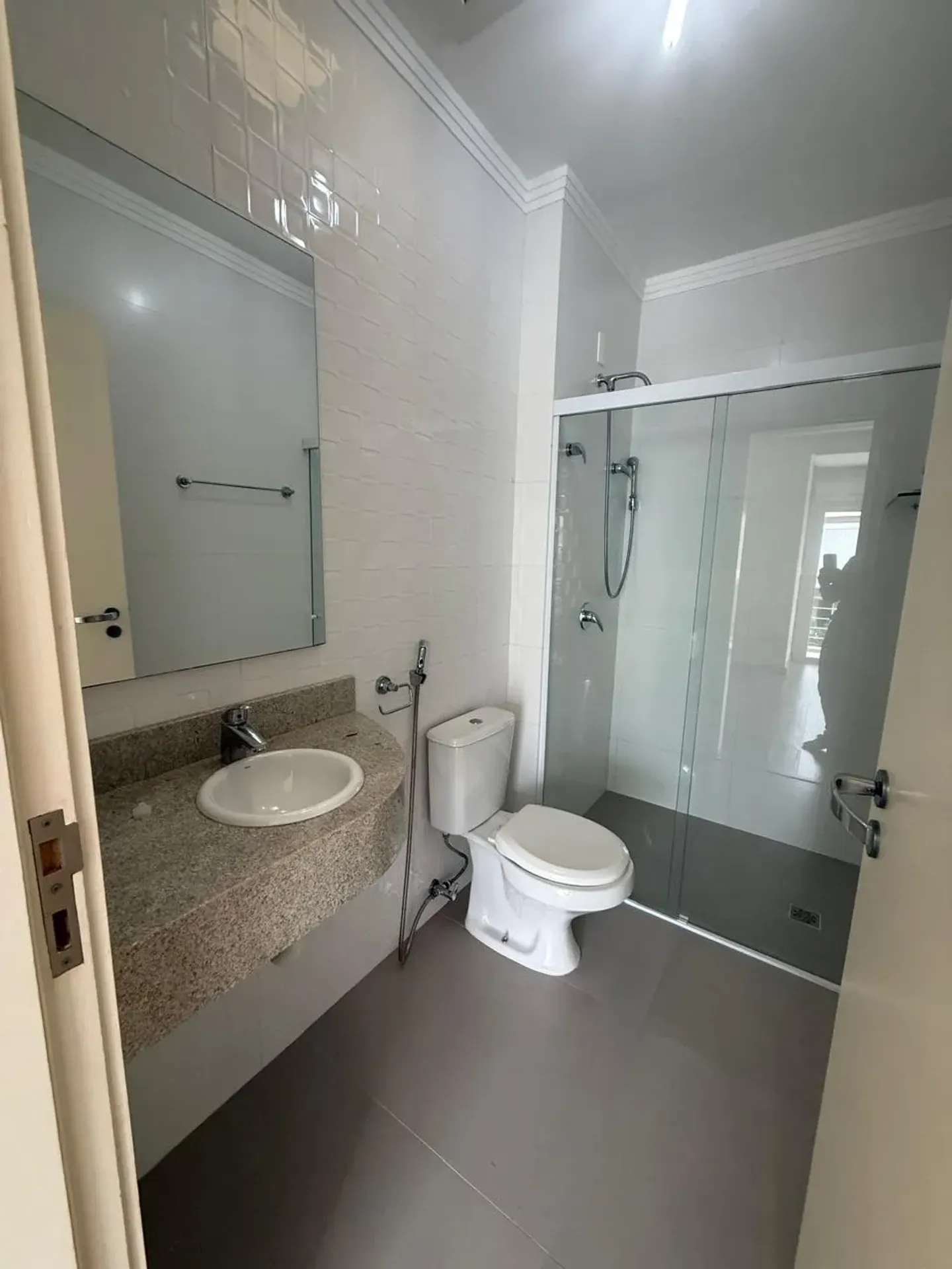 Furnished house, 263 m², with a water view — photo 18