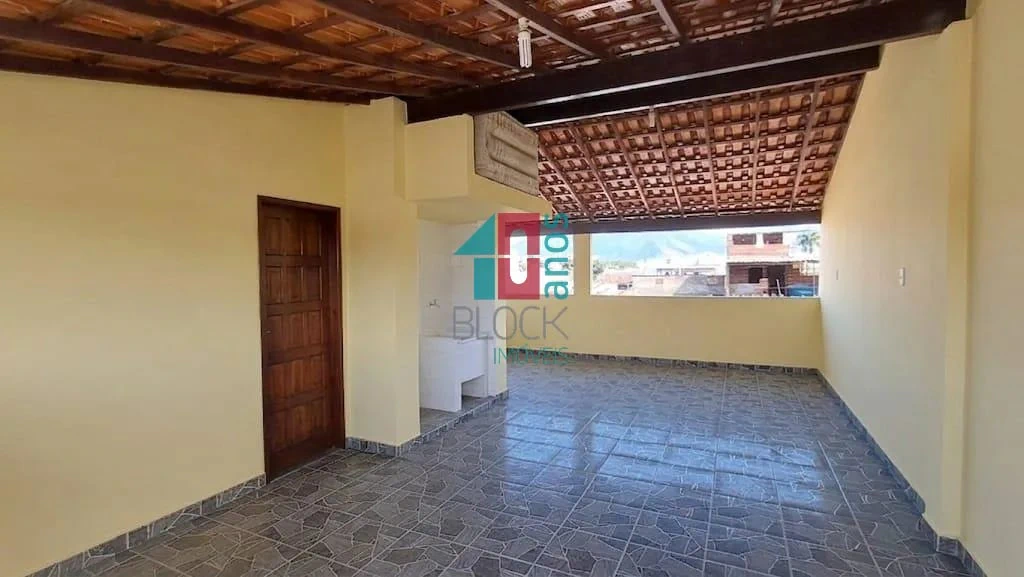House with 3 bedrooms, balcony and private garden — photo 29