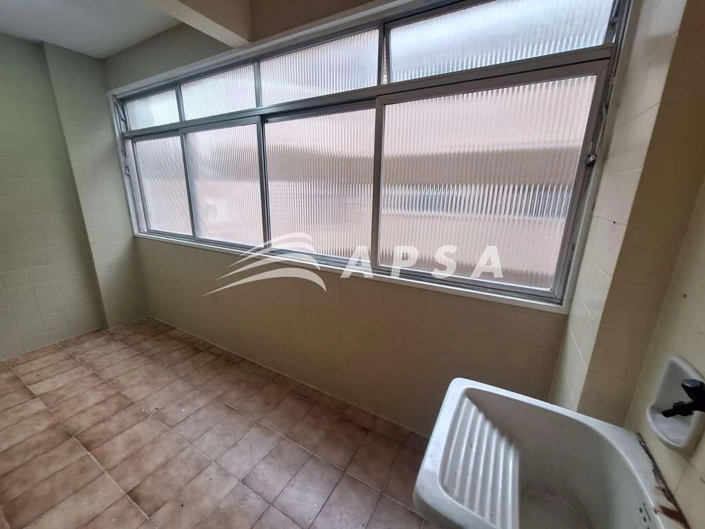 Apartment with 2 bedrooms and shared BBQ area — photo 25