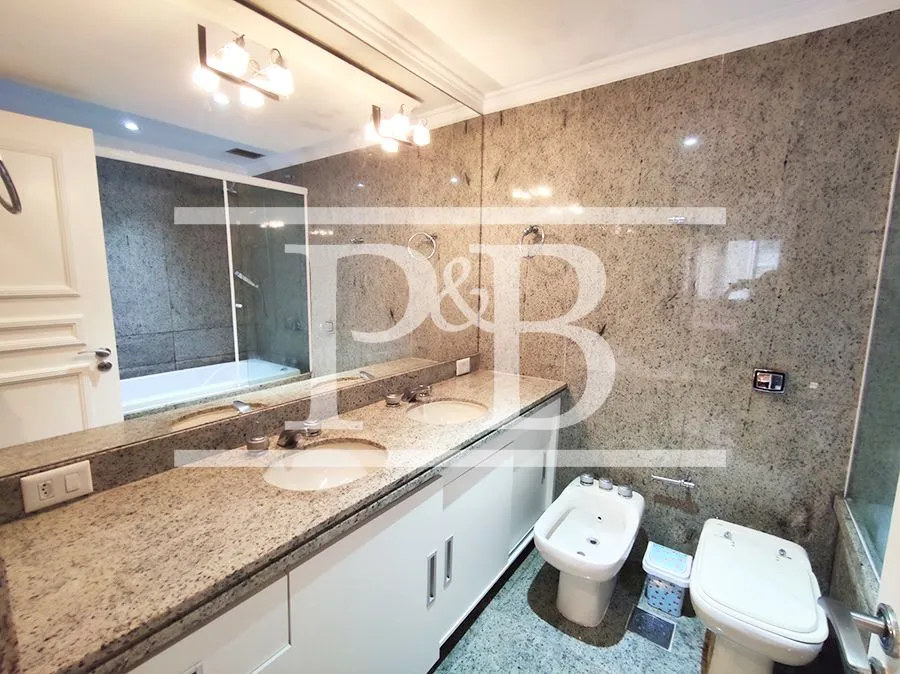 Apartamento para alugar com 3 dormitórios e varanda de vidro — photo 12