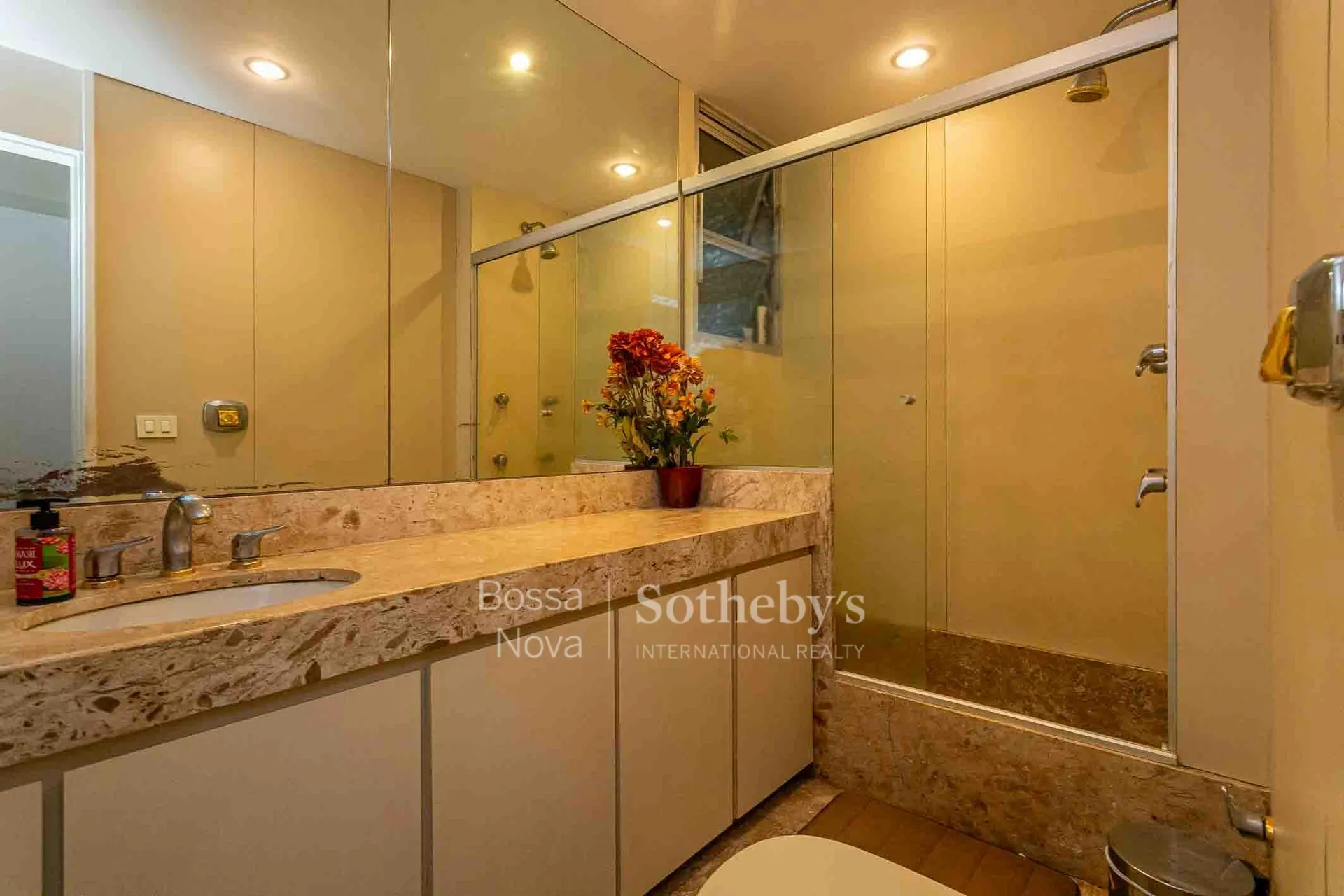 Apartamento mobiliado de 3 quartos com vista para a água — photo 3