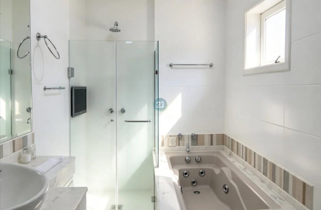 Casa de 4 dormitorios con bañera en Florianópolis — photo 32