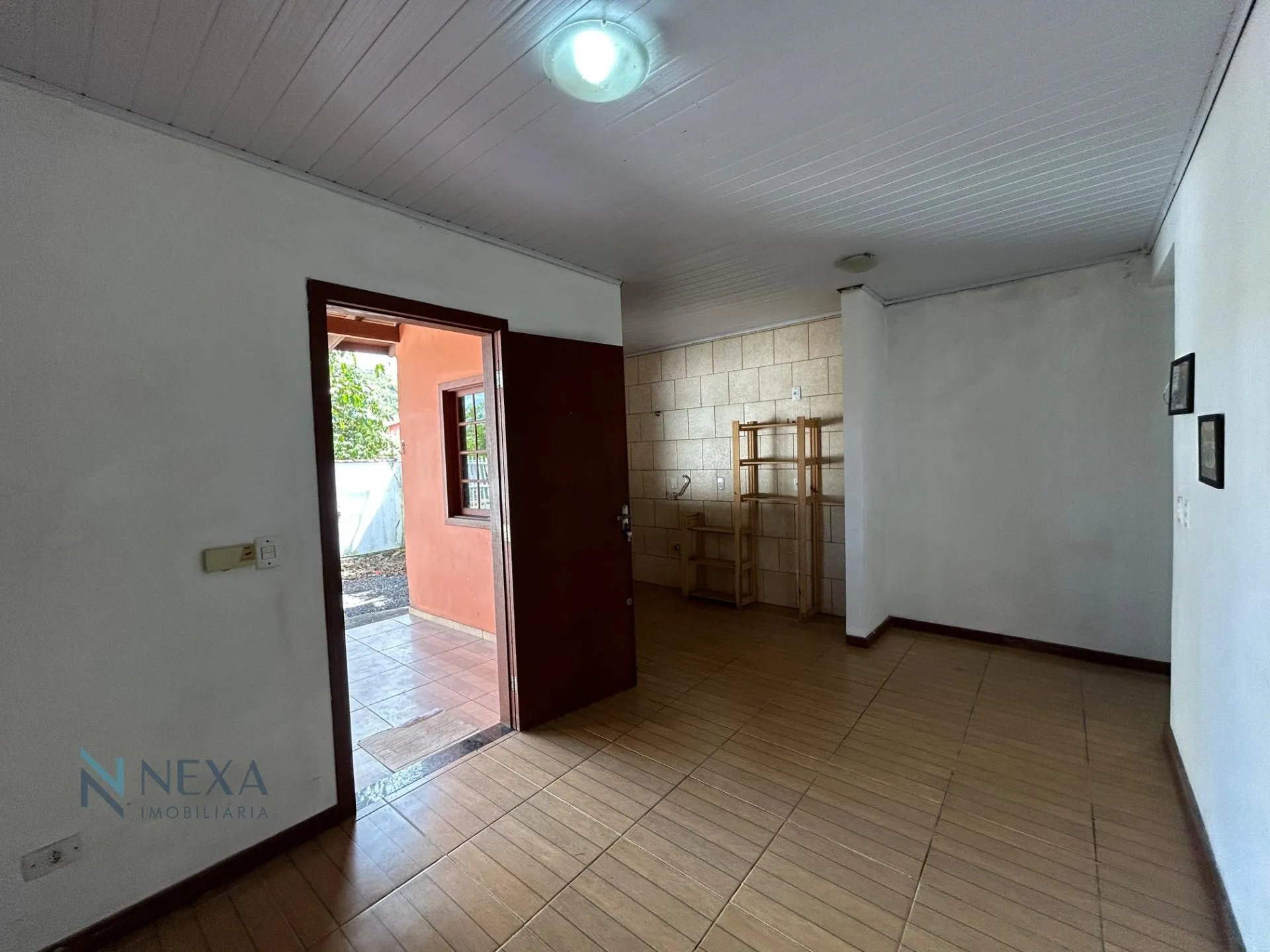 House with 230 m², 2 bedrooms and a private garden