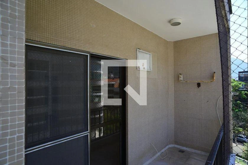 Apartamento para aluguel com 3 quartos e varanda de vidro — photo 14