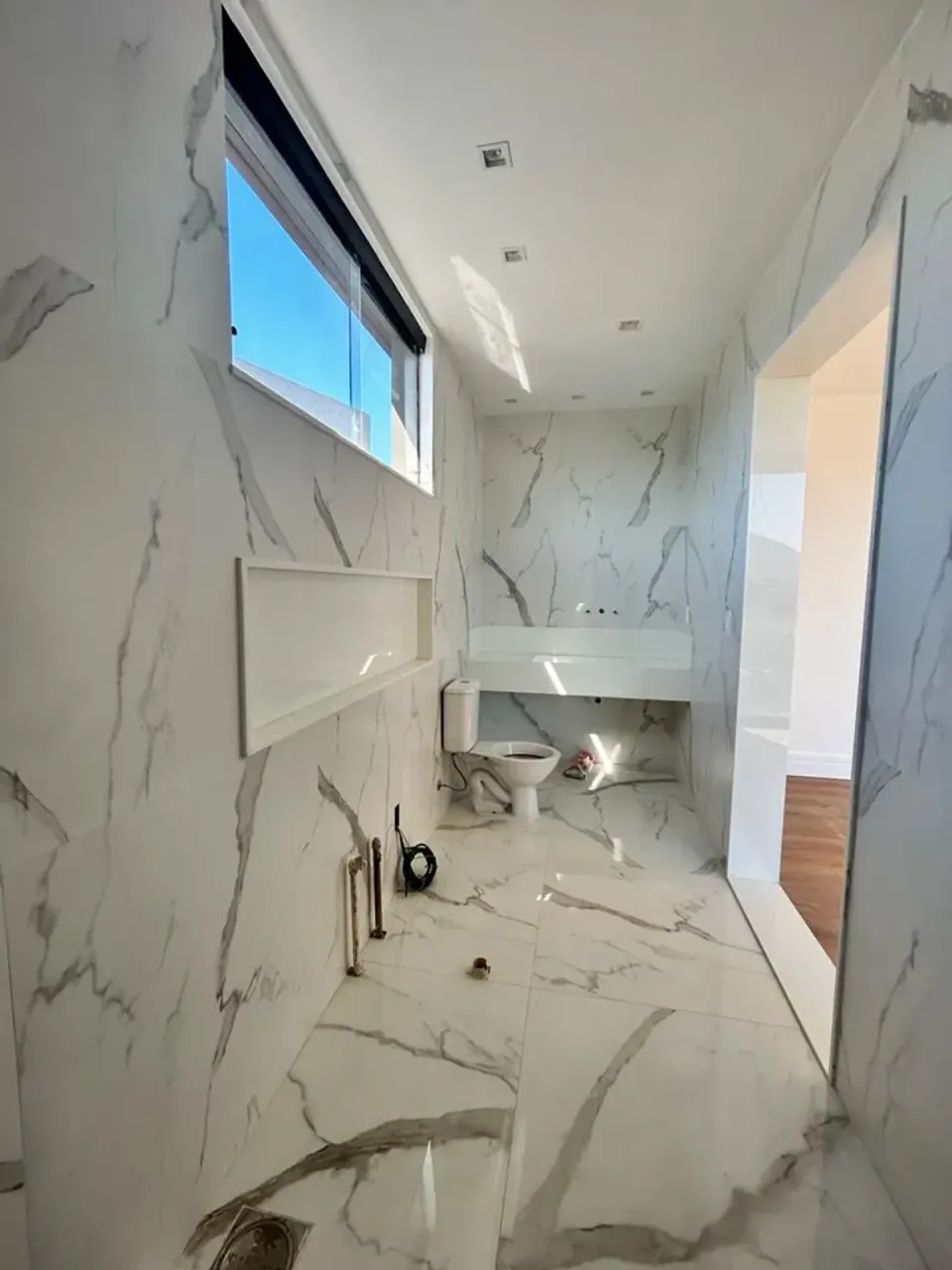 5-bedroom apartment with open-plan kitchen — photo 12