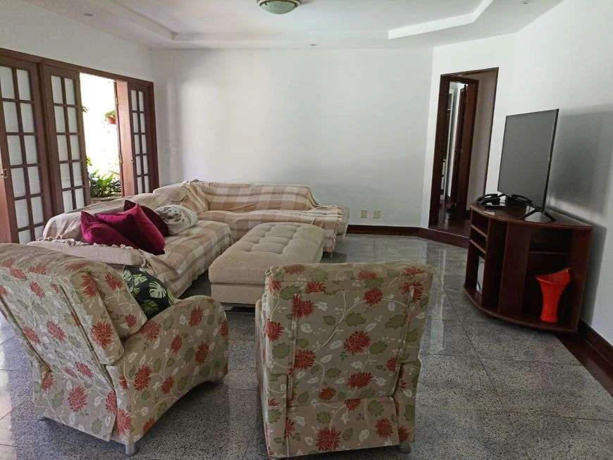 Casa mobiliada de 700 m² com 5 suítes e 9 banheiros — photo 8