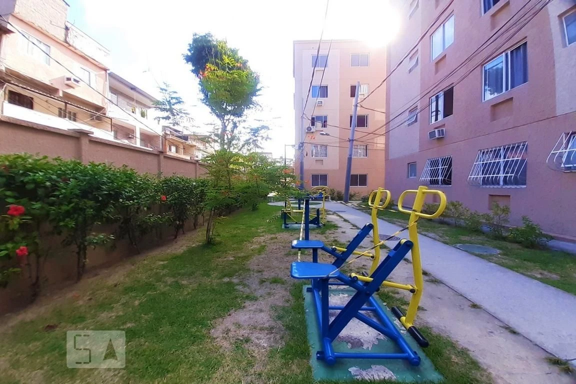 Unfurnished rental apartment with 2 bedrooms and 1 bath — photo 30