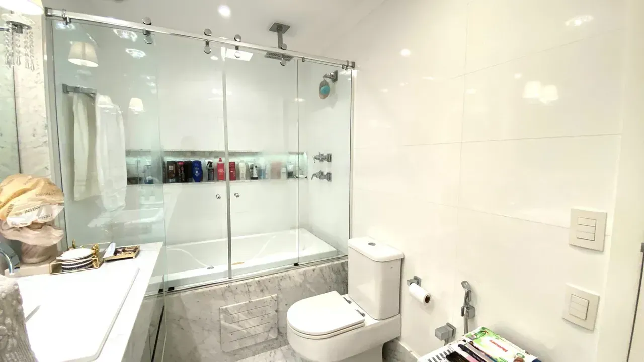 Apartamento de 256 m² com 4 suítes e 5 banheiros — photo 15