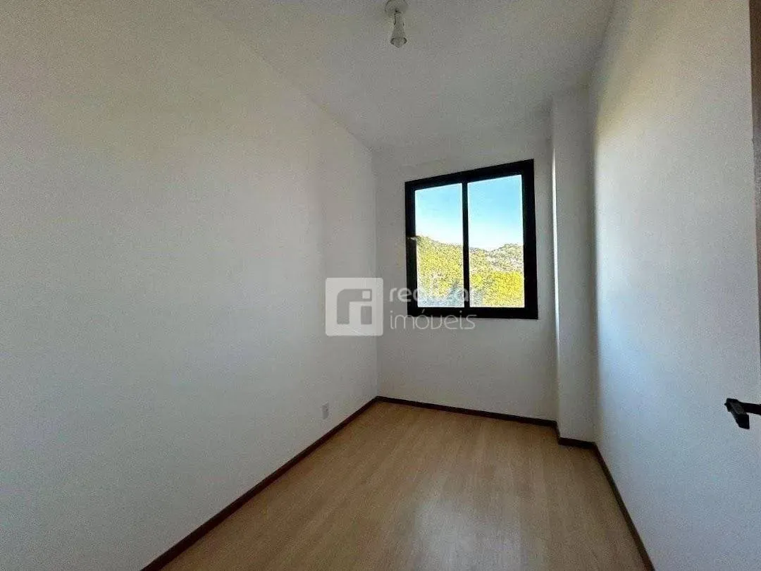 4-bedroom apartment with 3 en-suite baths and 303 m² — photo 6