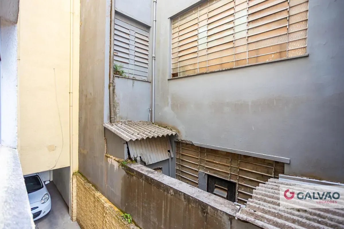 Unfurnished 3-bedroom apartment with 1 bathroom and no parking — photo 6