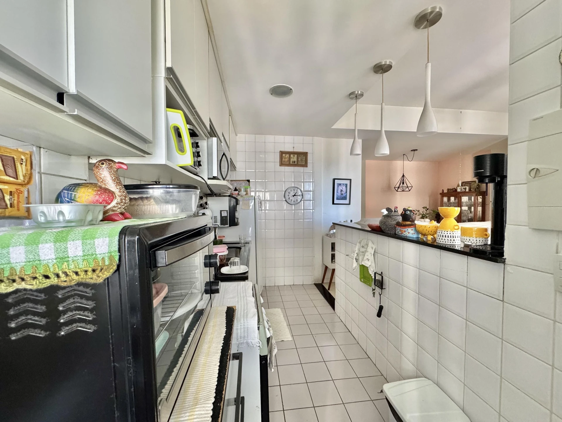 Glass-enclosed balcony in a 2-bedroom apartment, 72 m² — photo 10