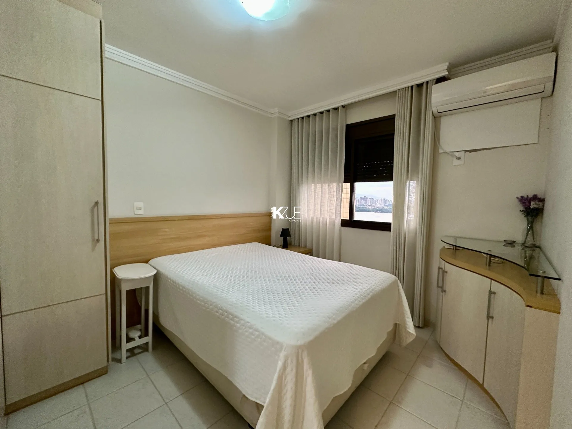 Furnished 2-bedroom apartment with suite and 89 m² — photo 14
