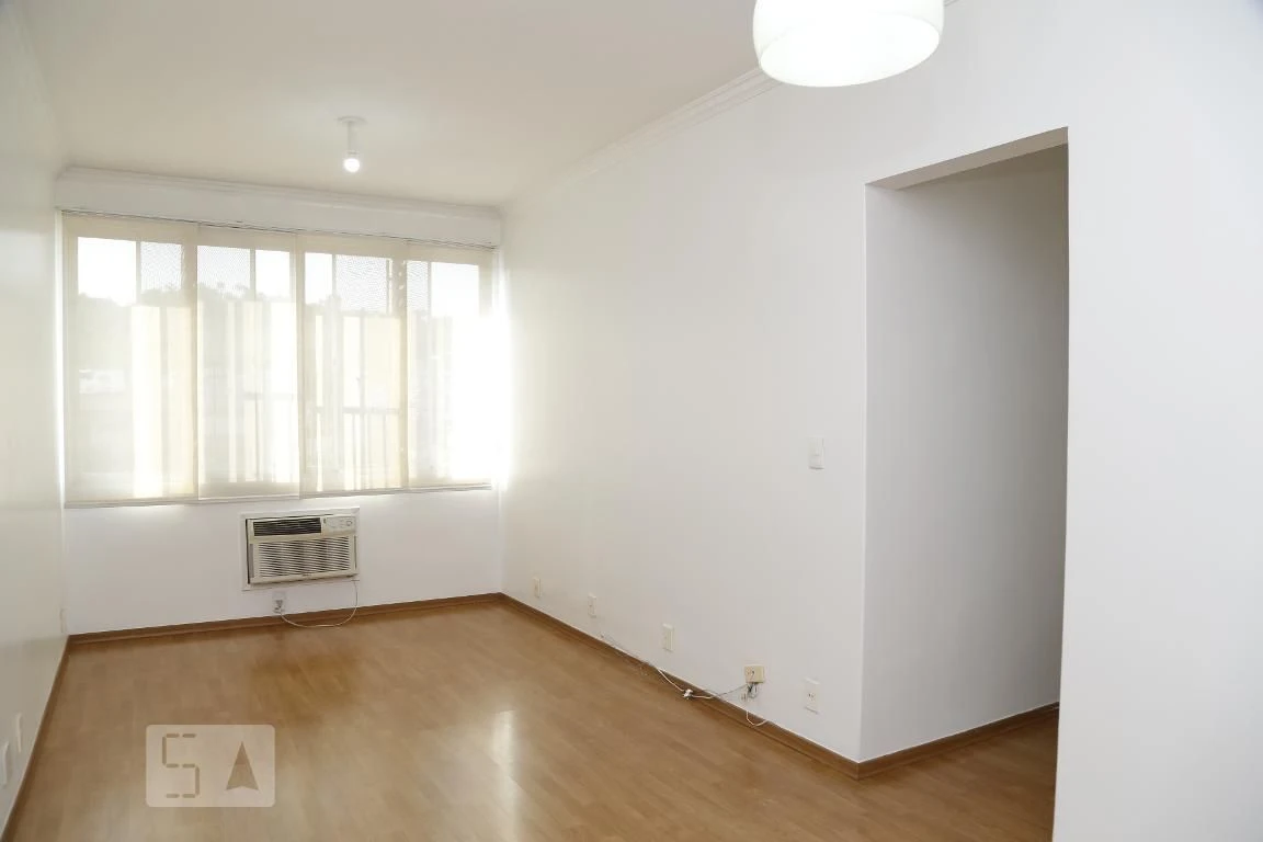 Apartamento com piso de madeira ou laminado, Vila Isabel