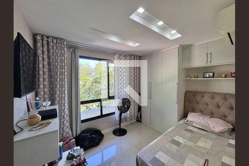 230 m² apartment with 4 bedrooms and 3 suites — photo 15