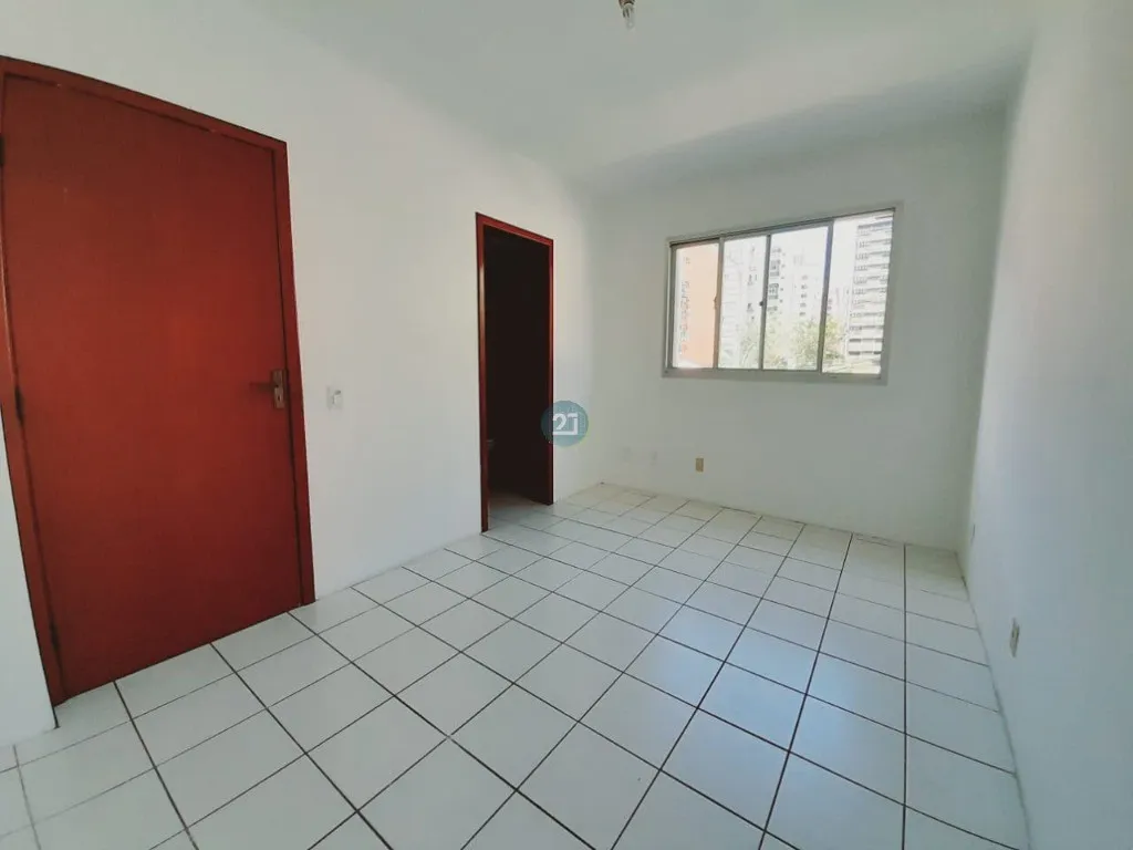 Balcony apartment with 2 en-suites and 198 m² — photo 9