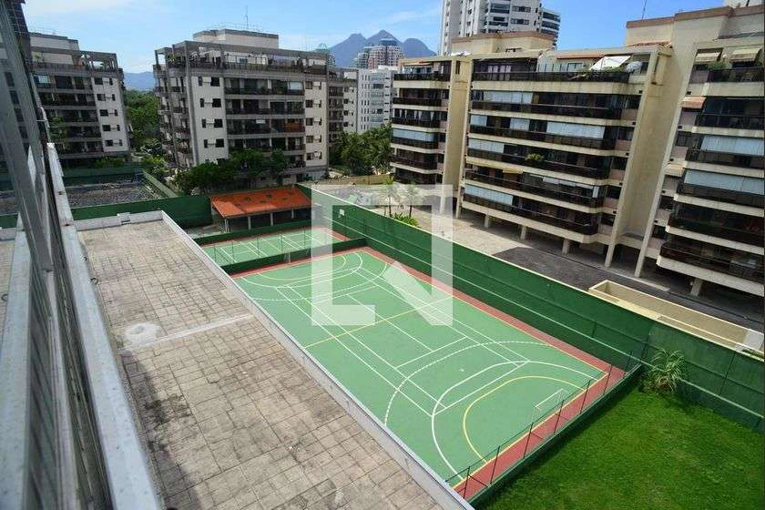 Duplex penthouse with 3 bedrooms and open views — photo 10