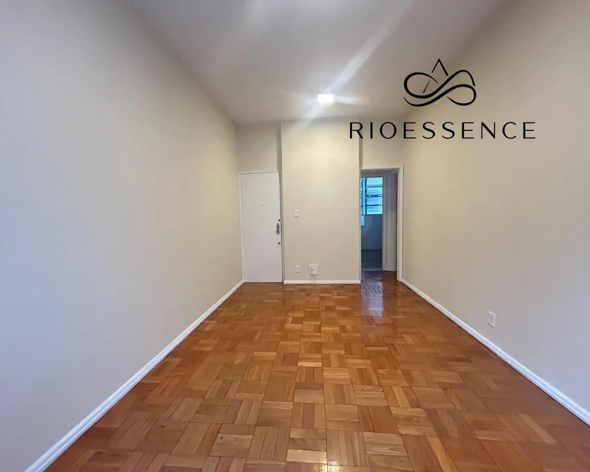 Apartment, 50 m², with wood or laminate floors — photo 8