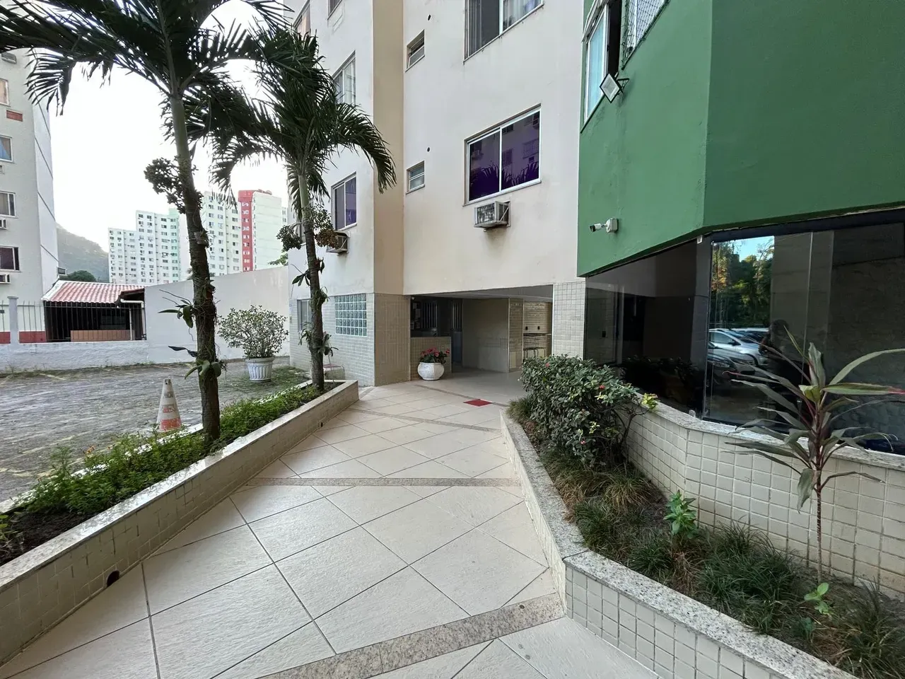 Apartamento mobiliado com 3 quartos e 2 banheiros — photo 10