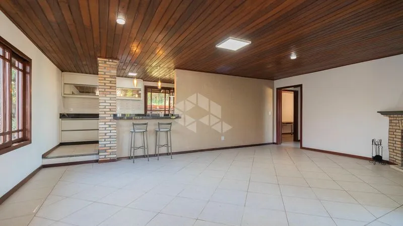 Furnished house 314 m² with 6 bedrooms and 4 parking — photo 2