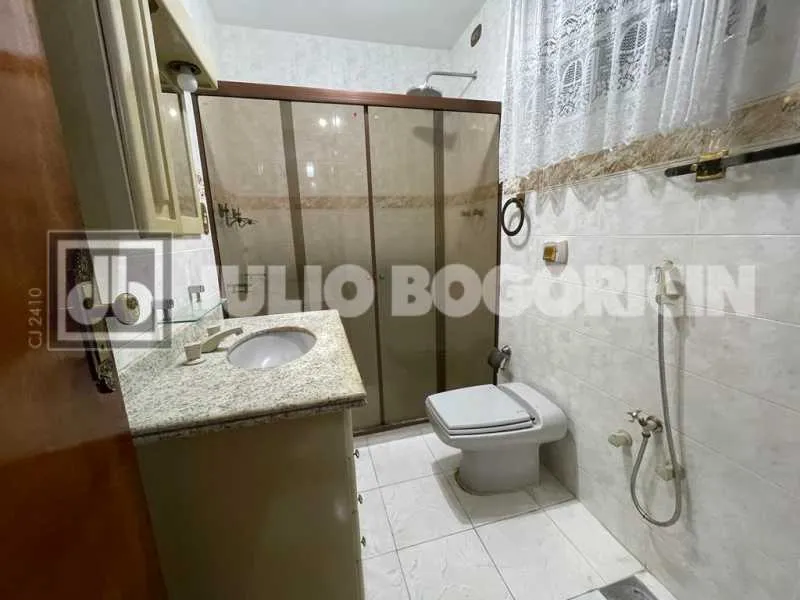 Жилая квартира с 3 спальнями, 3 ванными и застекленным балконом — photo 16