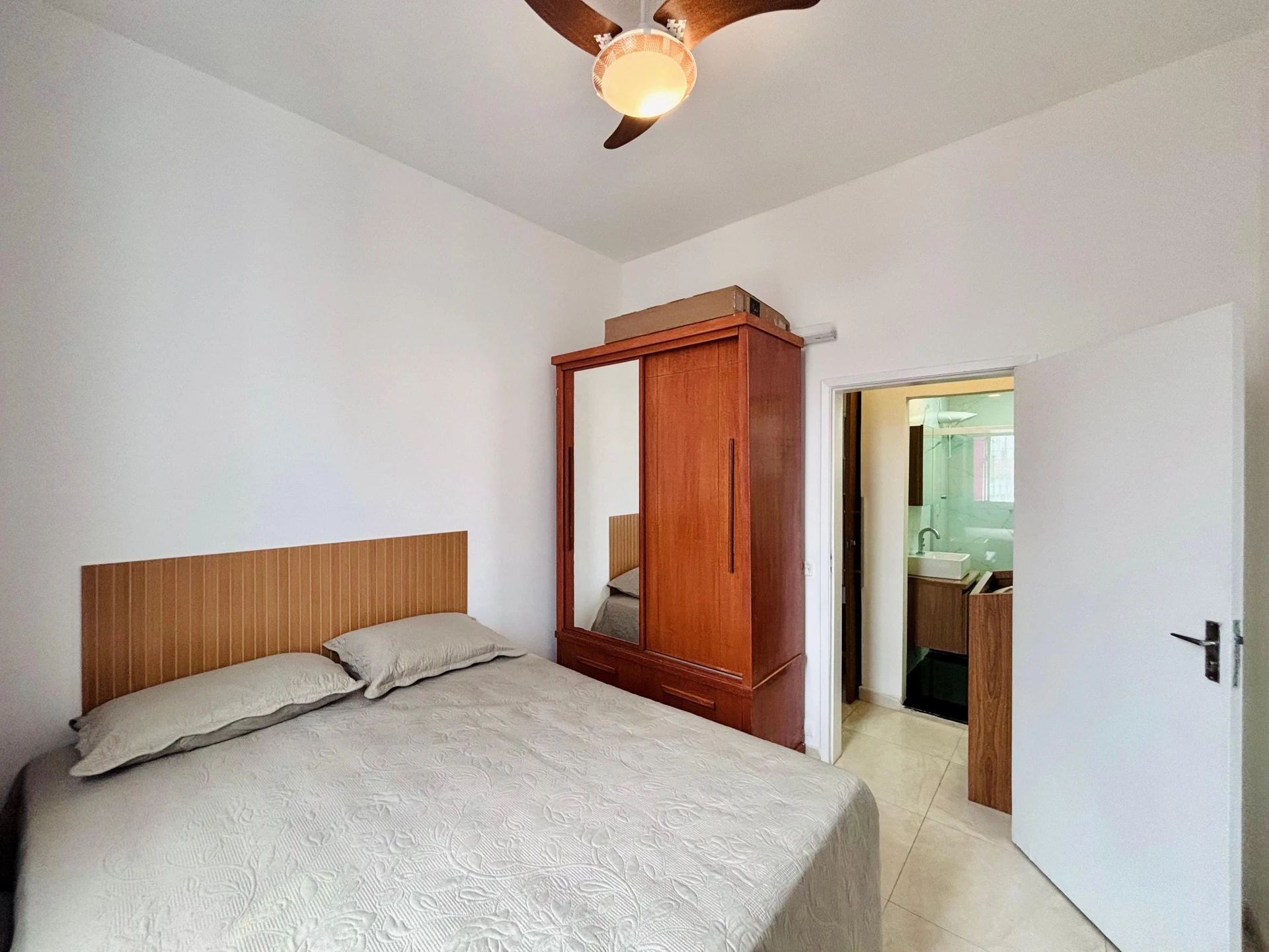 Furnished apartment, 48 m², with a washing machine — photo 4