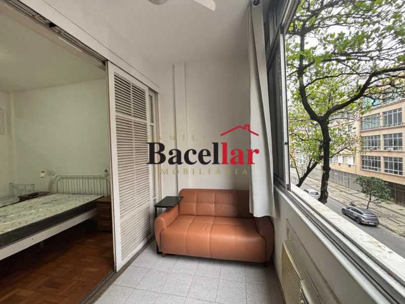 Apartamento mobiliado de 69 m² com varanda e 1 quarto — photo 5