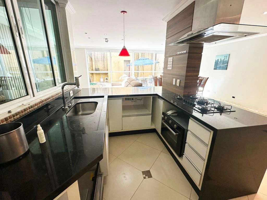 Casa de 140 m² com 3 quartos e 2 vagas — photo 2