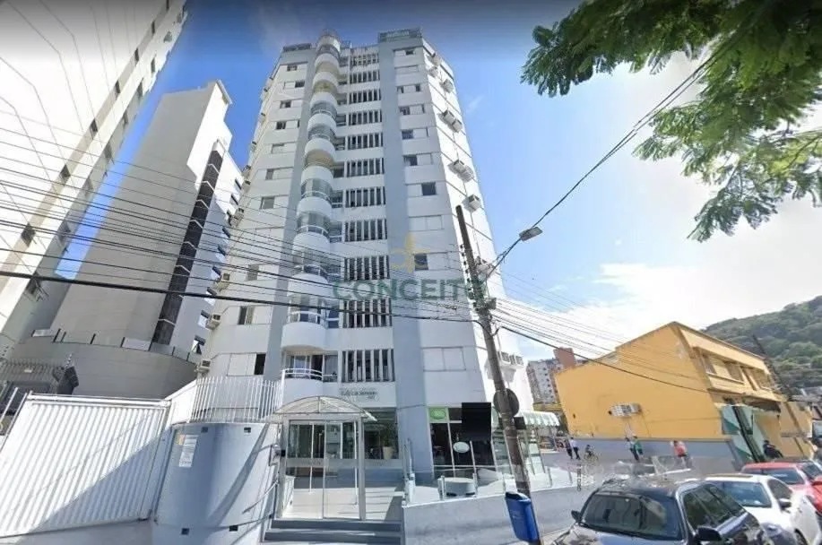 Рабочее место и 3 спальни: квартира 80 м² — photo 16
