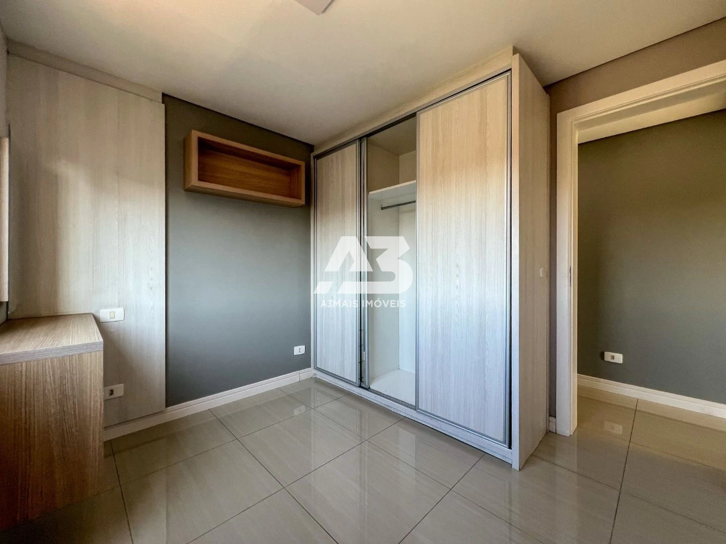 Furnished apartment, 64 m², with a washing machine — photo 4