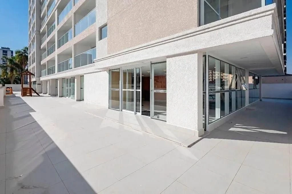 Furnished studio, 27 m², with floor-to-ceiling windows — photo 5