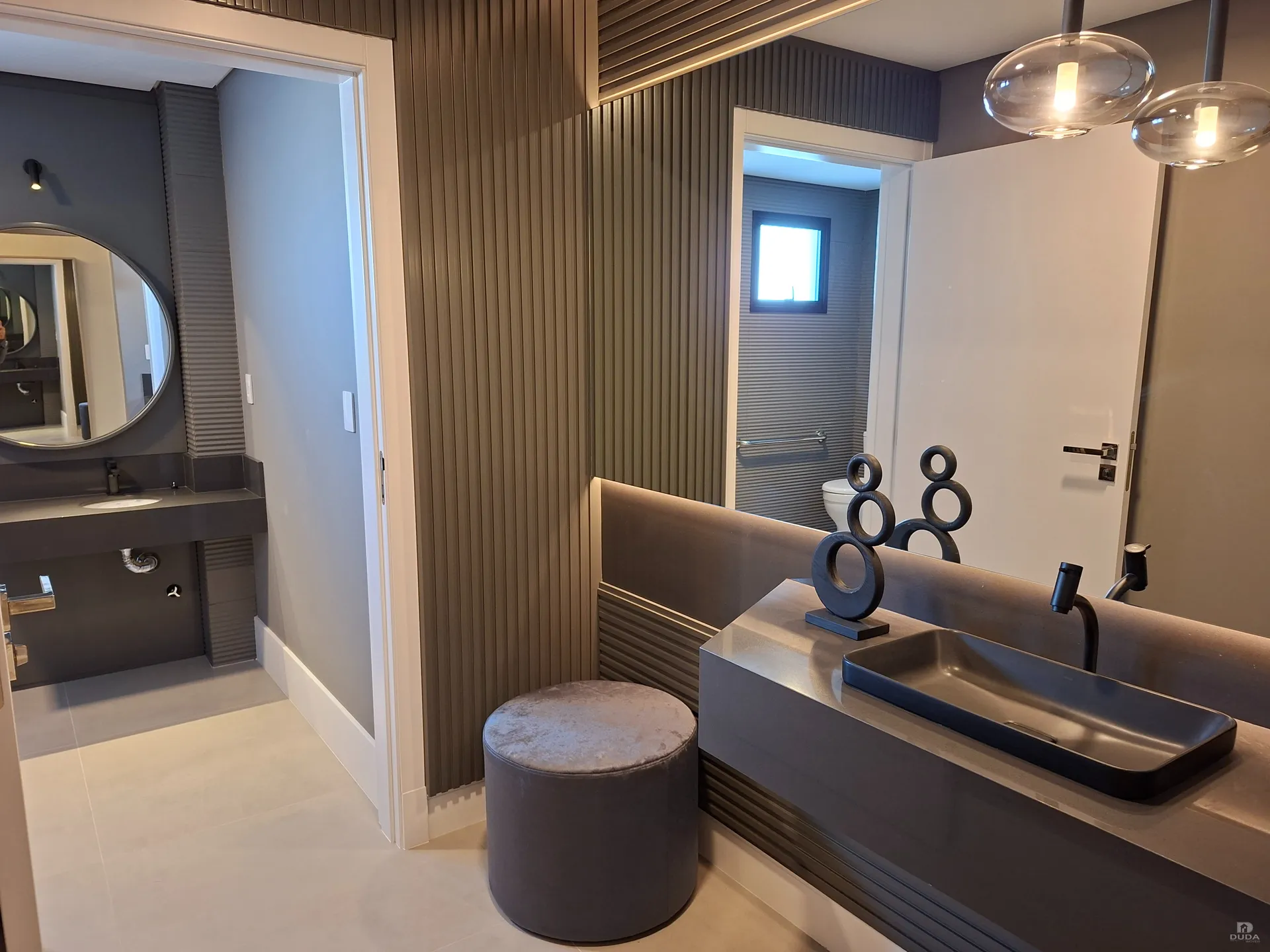 Home office in a 2-bedroom apartment, 75 m² — photo 4
