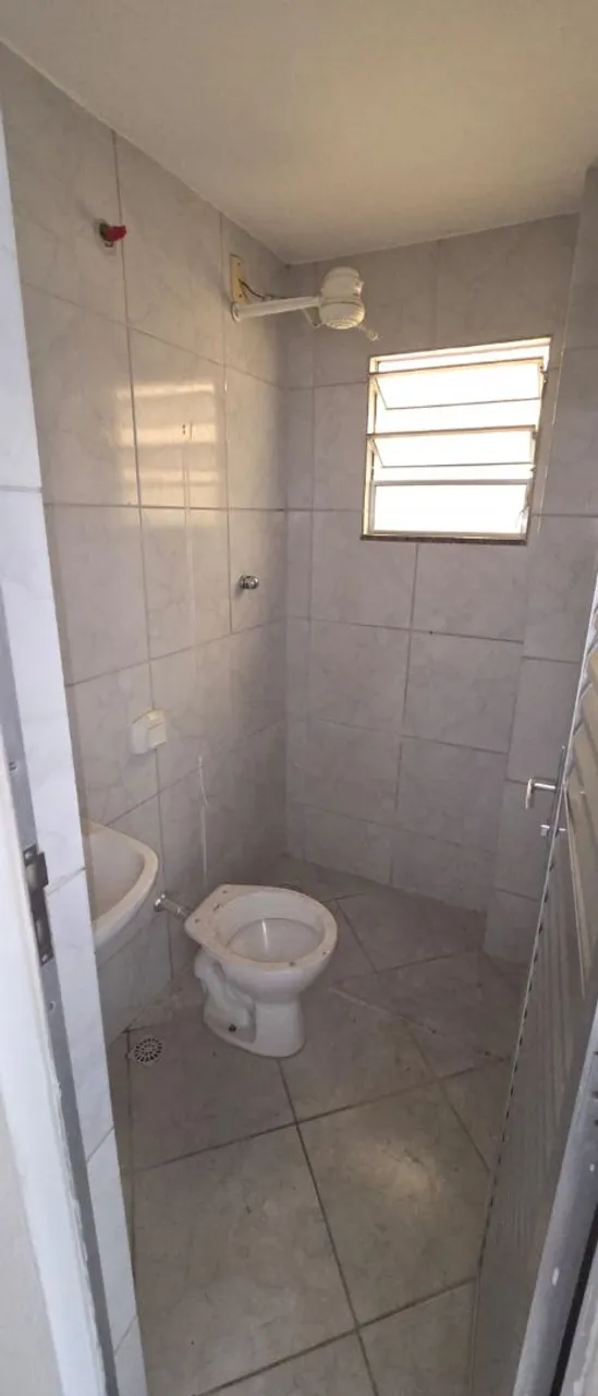 Unfurnished house with laundry area and 1 bedroom — photo 6